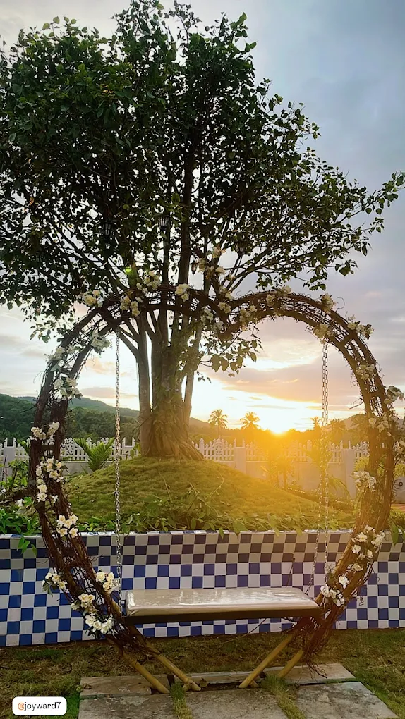 Elegant outdoor reception after sunset